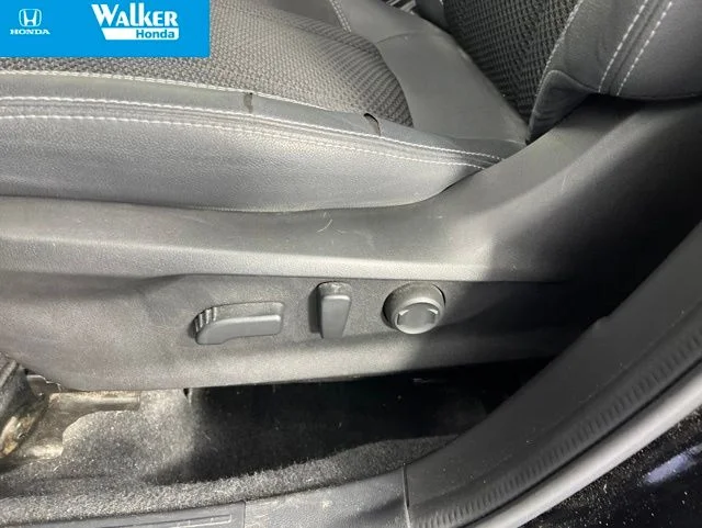 Used 2020 Crystal Black Silica Subaru Premium image 20