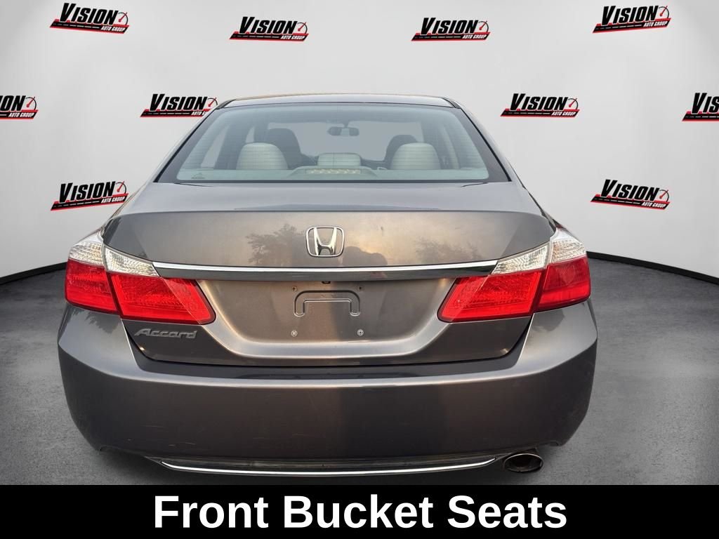 Used 2015 Silver Honda LX image 6