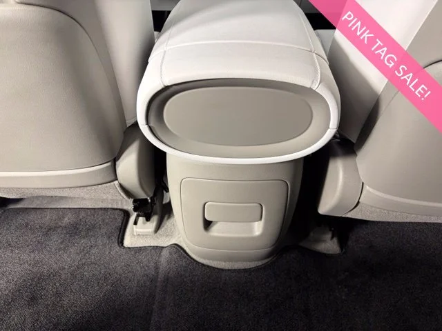 Used 2026 Black Hyundai SEL Premium image 43