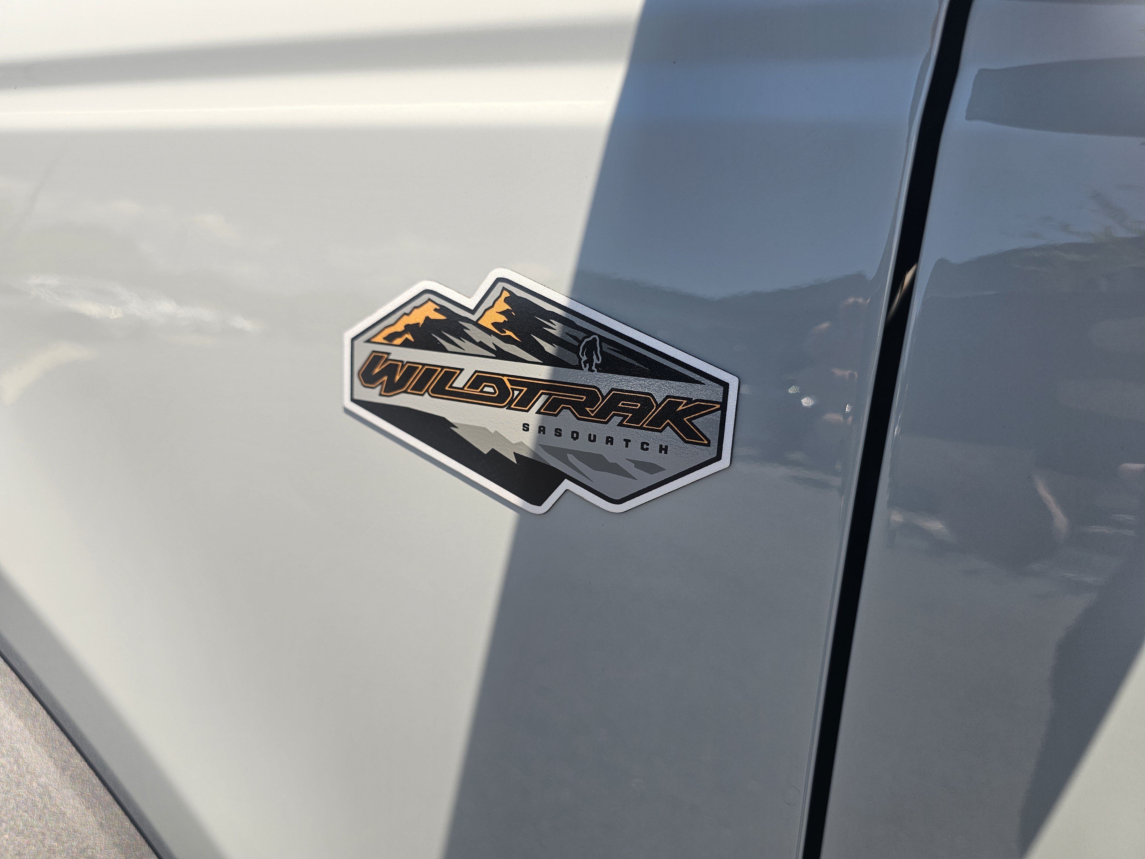 Used 2023 Cactus Gray Ford Wildtrak image 9