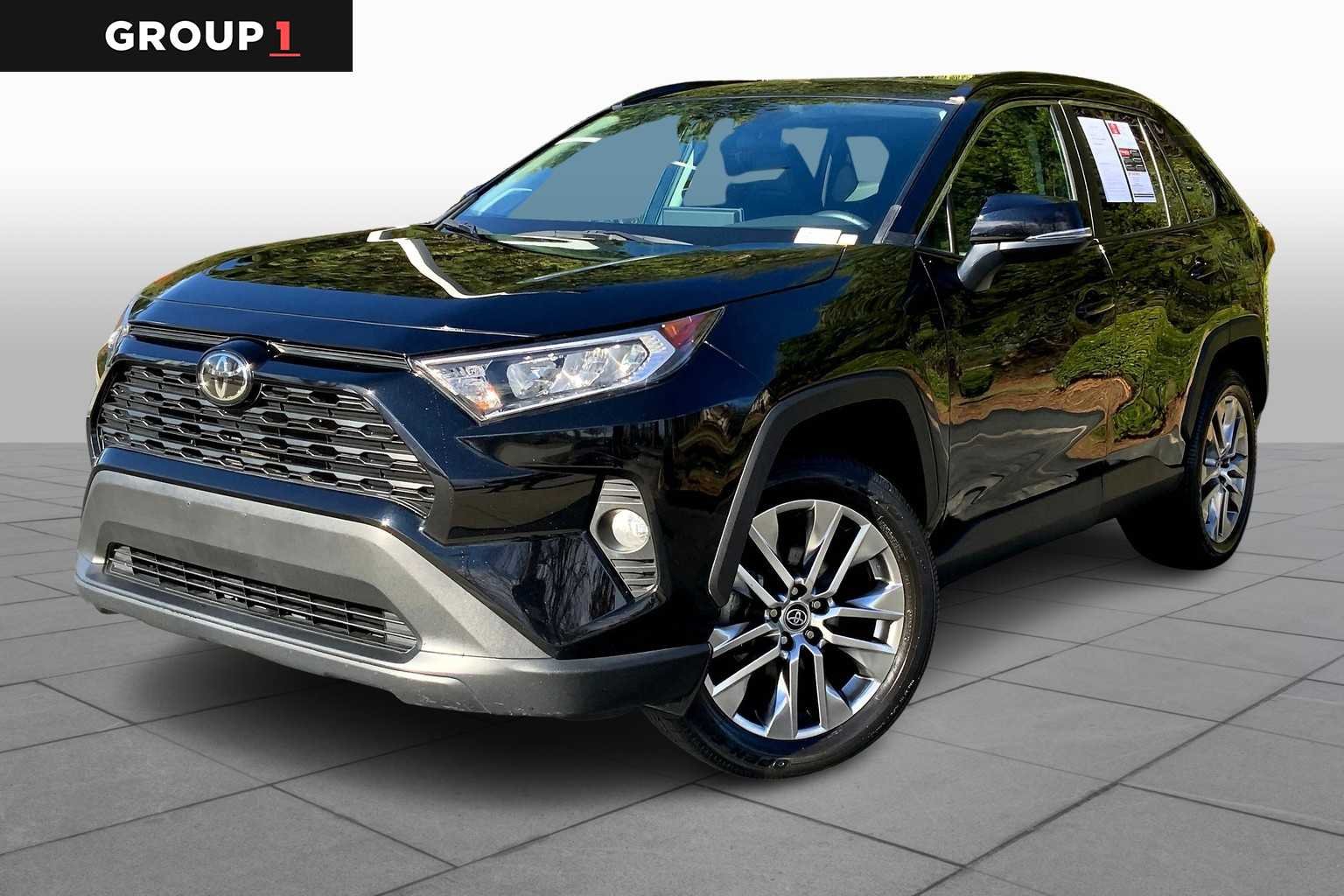 2020 Toyota RAV4 XLE Premium