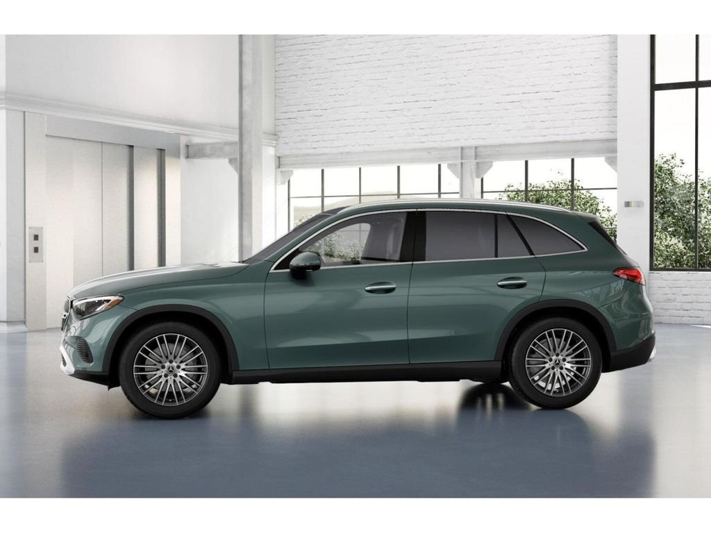 New 2026 Verde Silver Metallic Mercedes-Benz GLC 300 4MATIC® image 35