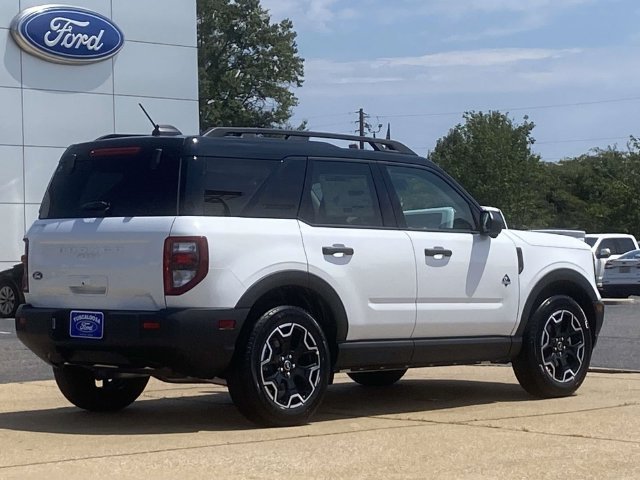 New 2026 Oxford White Ford Outer Banks image 23