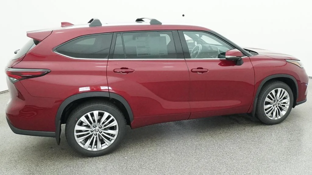 New 2026 Ruby Flare Pearl Toyota Platinum image 16