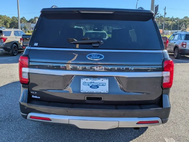 Certified Used 2024 Gray Metallic Ford XLT image 5