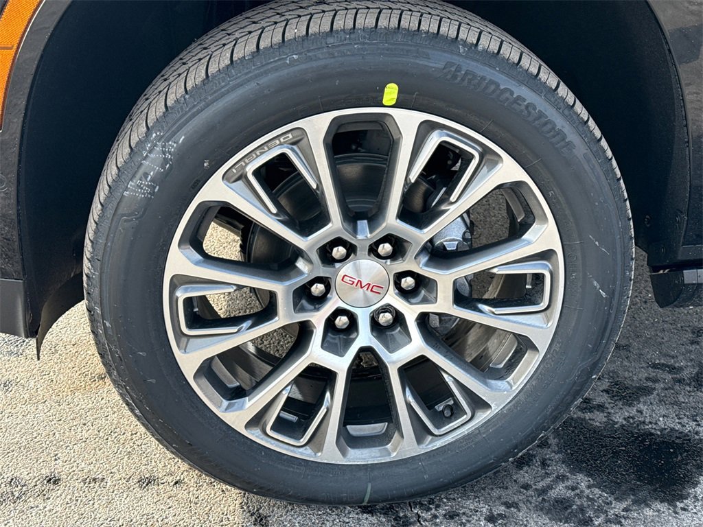 2026 GMC YUKON - Image 10