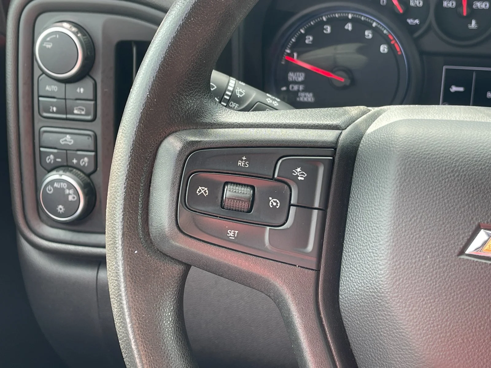 Used 2023 Red Chevrolet Custom image 25
