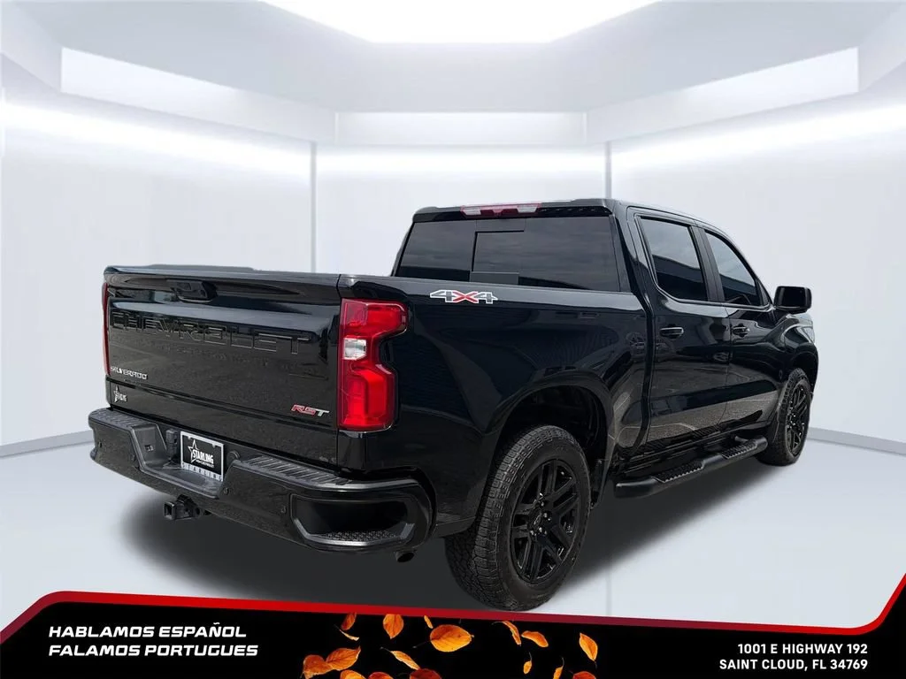 Used 2024 Black Chevrolet RST image 5