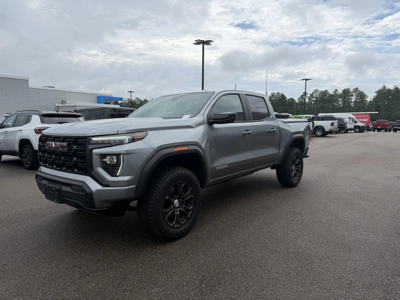 Used 2024 Summit White GMC 2WD Elevation image 1