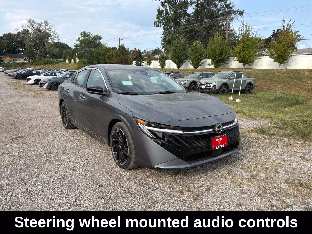 Used 2027 Gray Nissan SR image 9