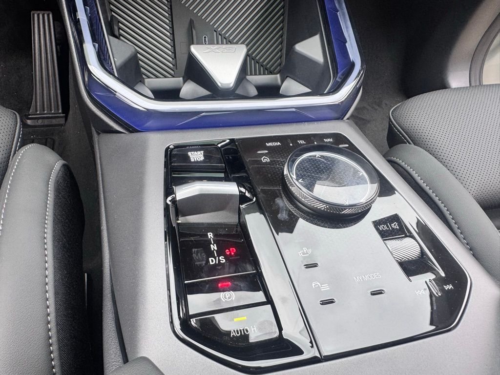2026 BMW X3 30 - Photo 10