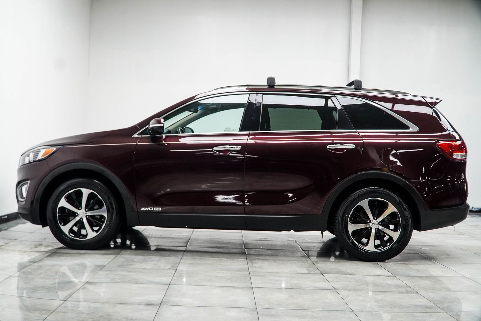 Used 2018 Purple Kia EX image 9