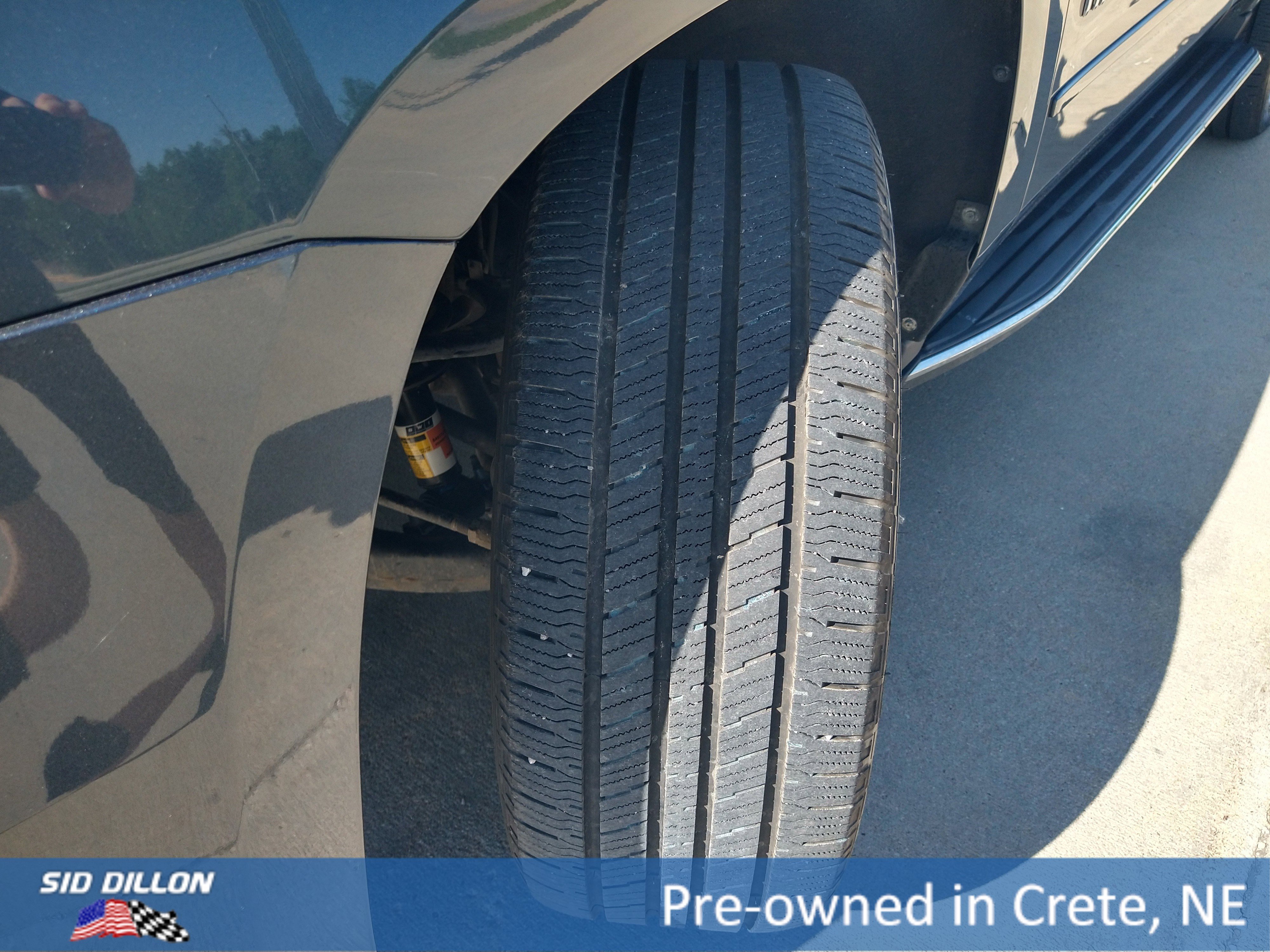 Used 2020 SHADOW GRAY METALLIC Chevrolet Premier image 15
