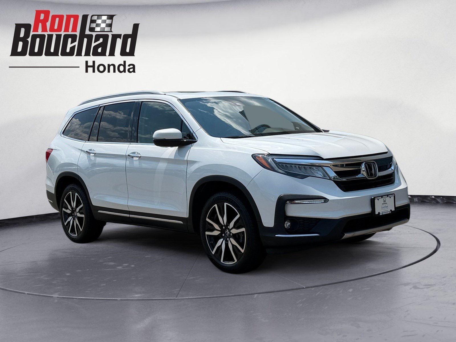 Platinum White Pearl 2020 Honda Pilot SUV / Crossover All-Wheel Drive