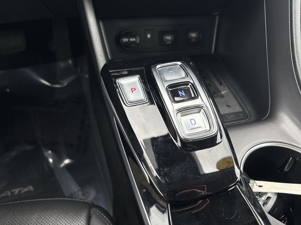 Used 2022 Gray Hyundai Limited image 20