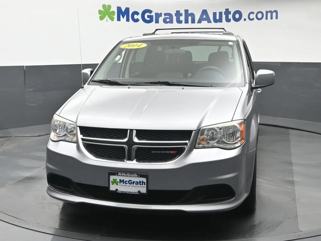 Used 2014 Silver Dodge SXT image 22