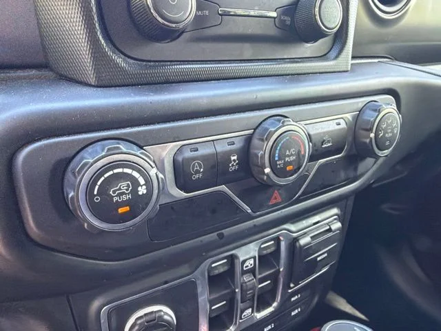 Used 2021 Red Jeep Unlimited Sport S image 19