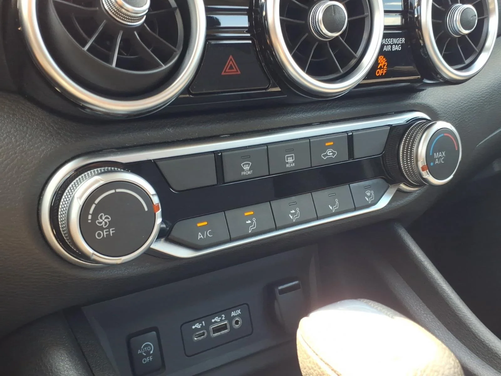 Used 2025 Rosewood Metallic Nissan SV image 24