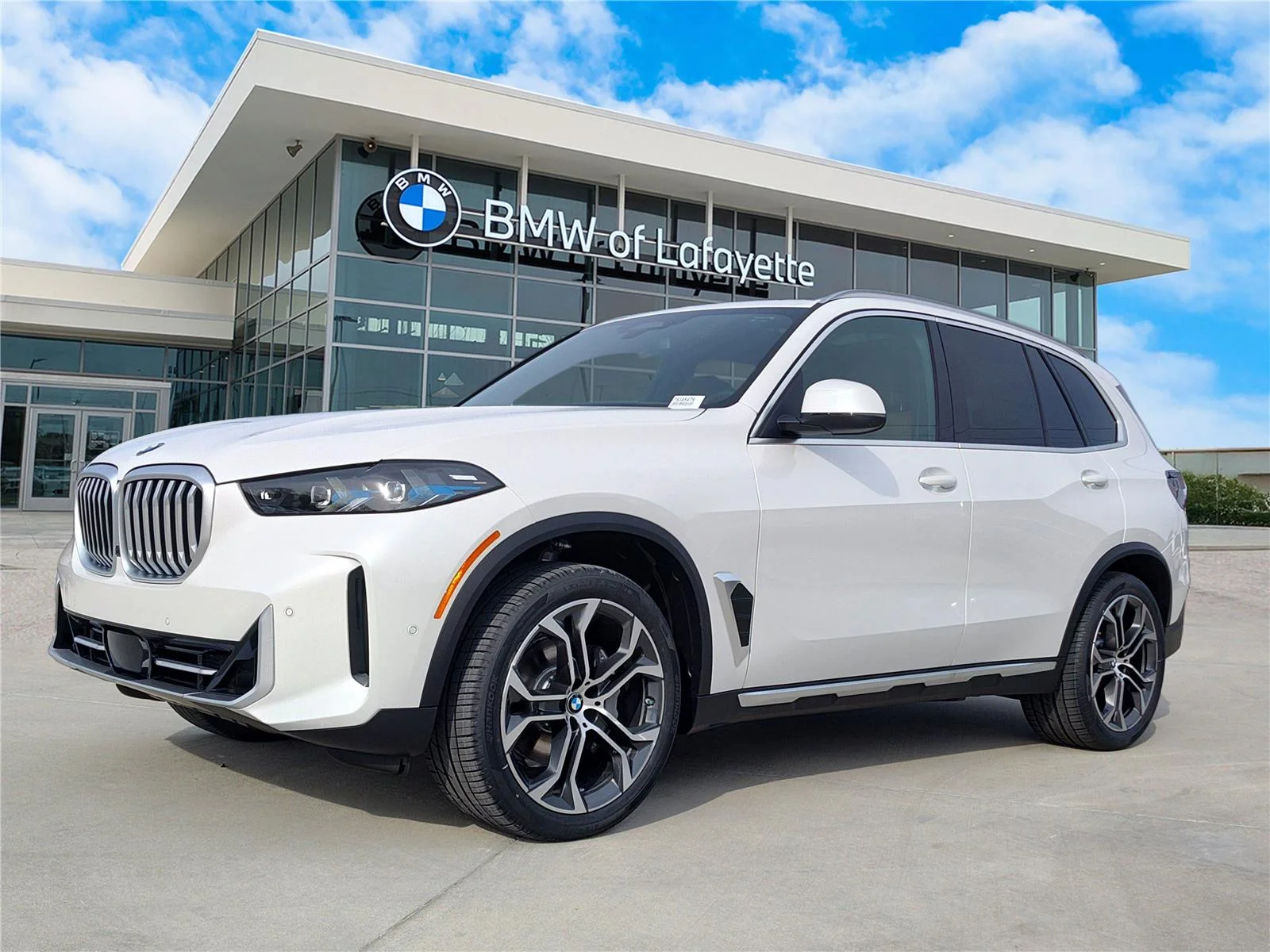 2026 BMW X5 sDrive40i's photo