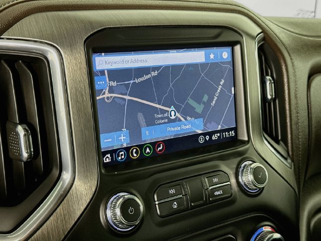 Used 2022 WHITE FROST TRICOAT GMC Denali image 18