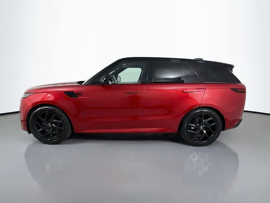 Certified Used 2023 Firenze Red Metallic Land Rover SE Dynamic image 8