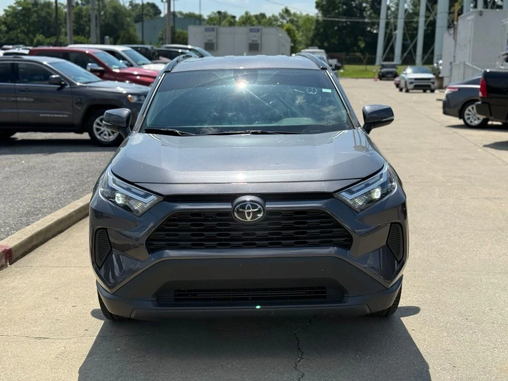 Used 2022 Gray Toyota XLE image 3