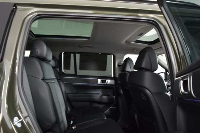 New 2026 Green Hyundai Limited AWD image 15