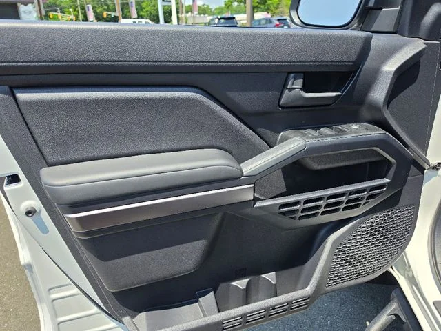 Used 2025 White Toyota SR5 image 19