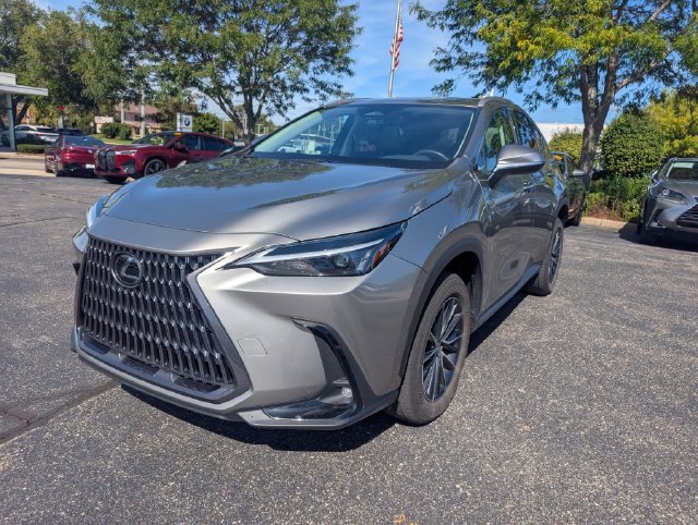 Used 2024 Silver Lexus 350 image 10