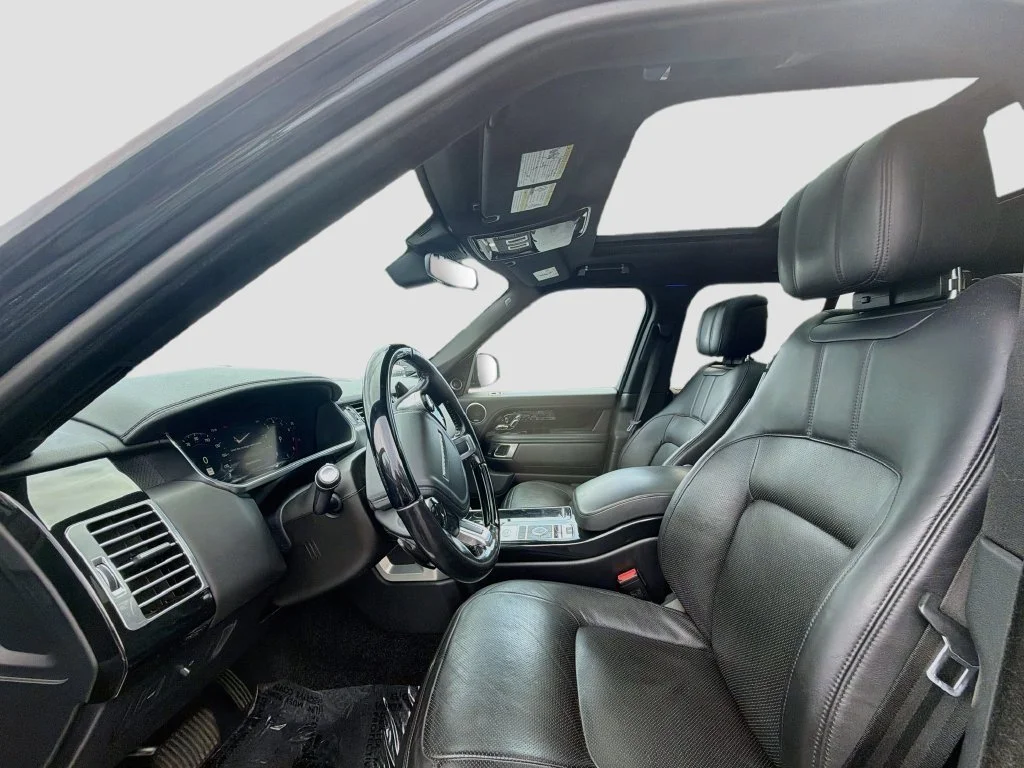 Used 2020 Black Land Rover HSE image 22