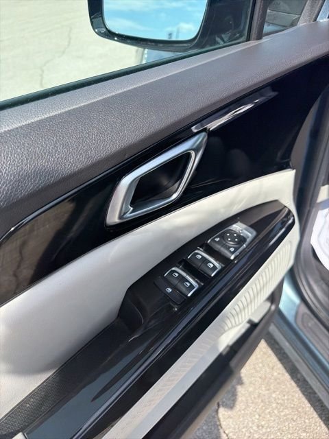 Used 2023 Blue Kia EX image 12