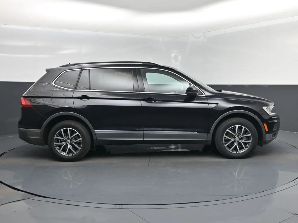 Used 2018 Volkswagen Tiguan SE with VIN 3VV2B7AX3JM214553 for sale in Gastonia, NC
