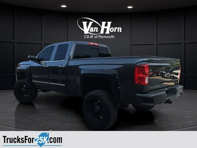 Used 2017 Graphite Metallic Chevrolet LTZ image 7