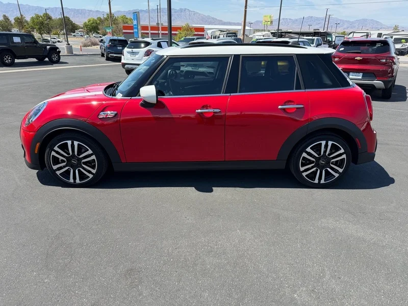 Used 2024 Chili Red MINI Cooper S image 6