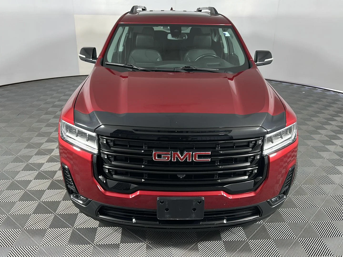 Used 2023 Volcanic Red Tintcoat GMC SLT image 2