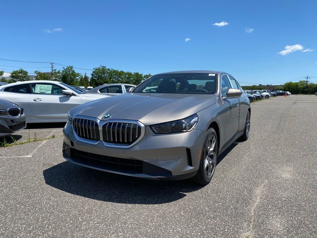 2027 BMW 5 Series 530i