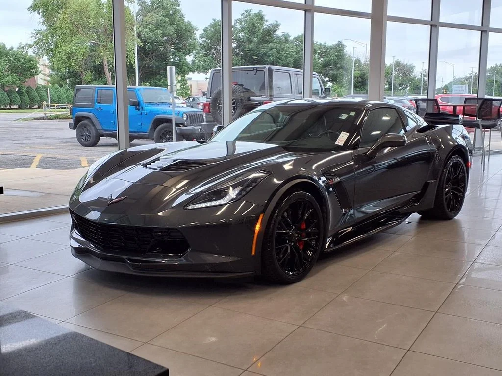 Used 2019 Chevrolet Corvette 2LZ with VIN 1G1YS2D68K5600383 for sale in Kansas City