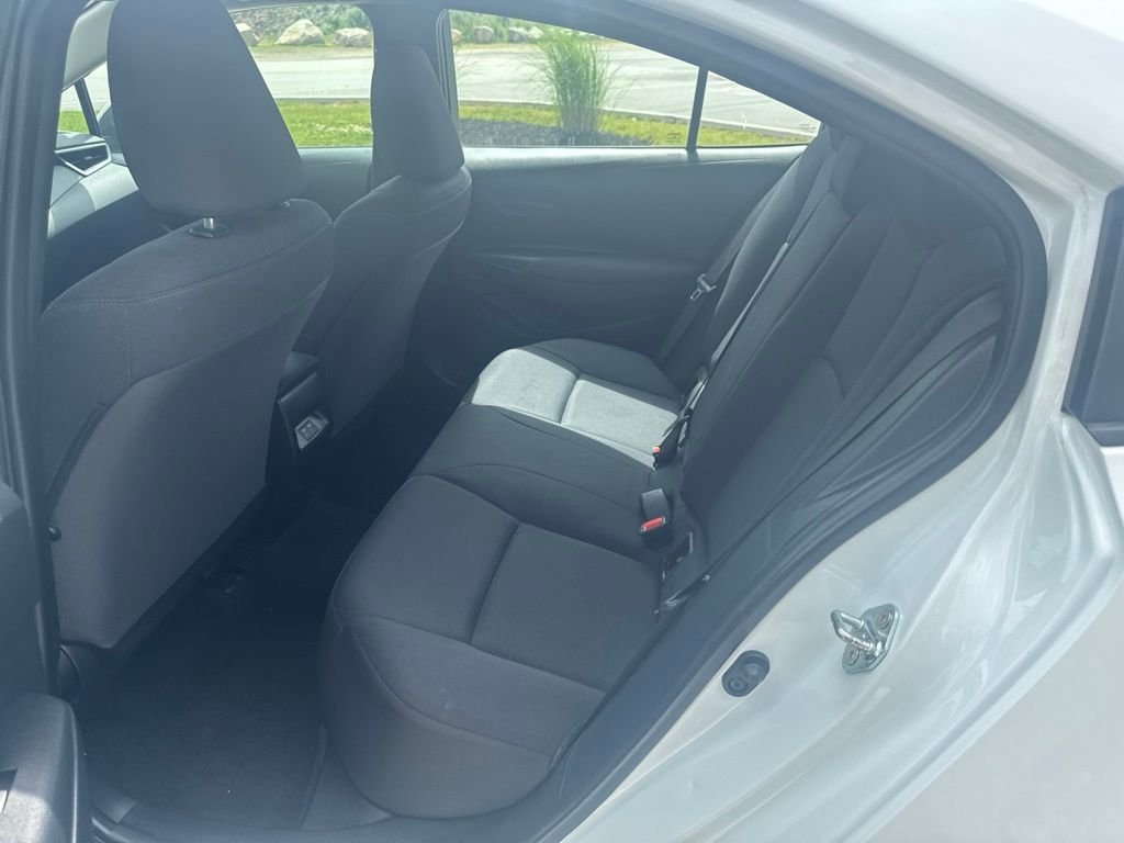 Used 2024 White Toyota LE image 27