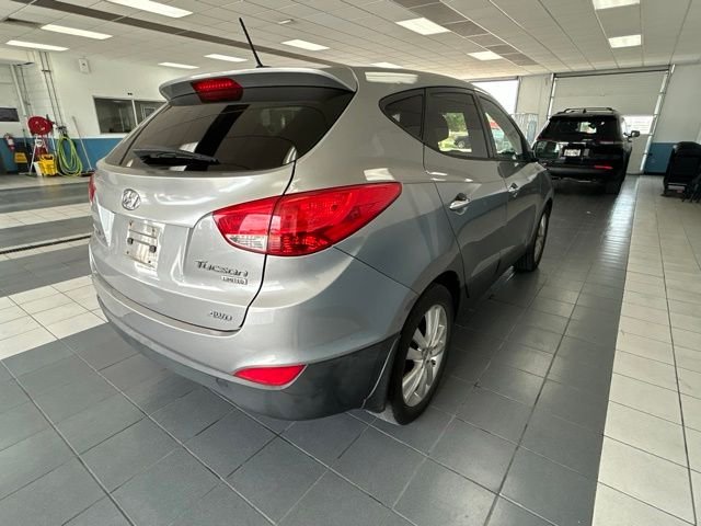 Used 2013 Graphite Gray Hyundai Limited image 7
