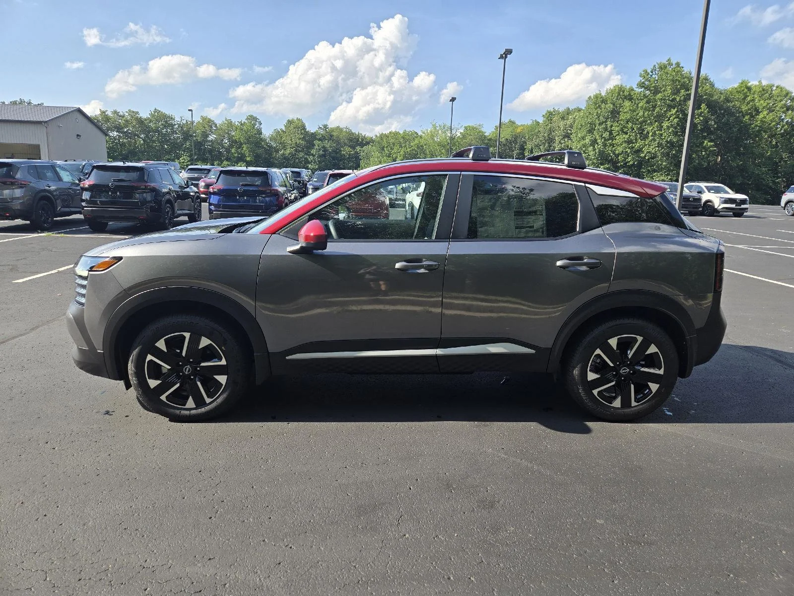 New 2026 Gun Metallic/Scarlet Ember Tintcoat Nissan SV image 5