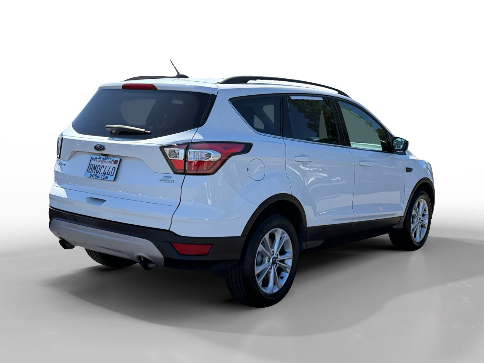Used 2018 Oxford White Ford SE image 5