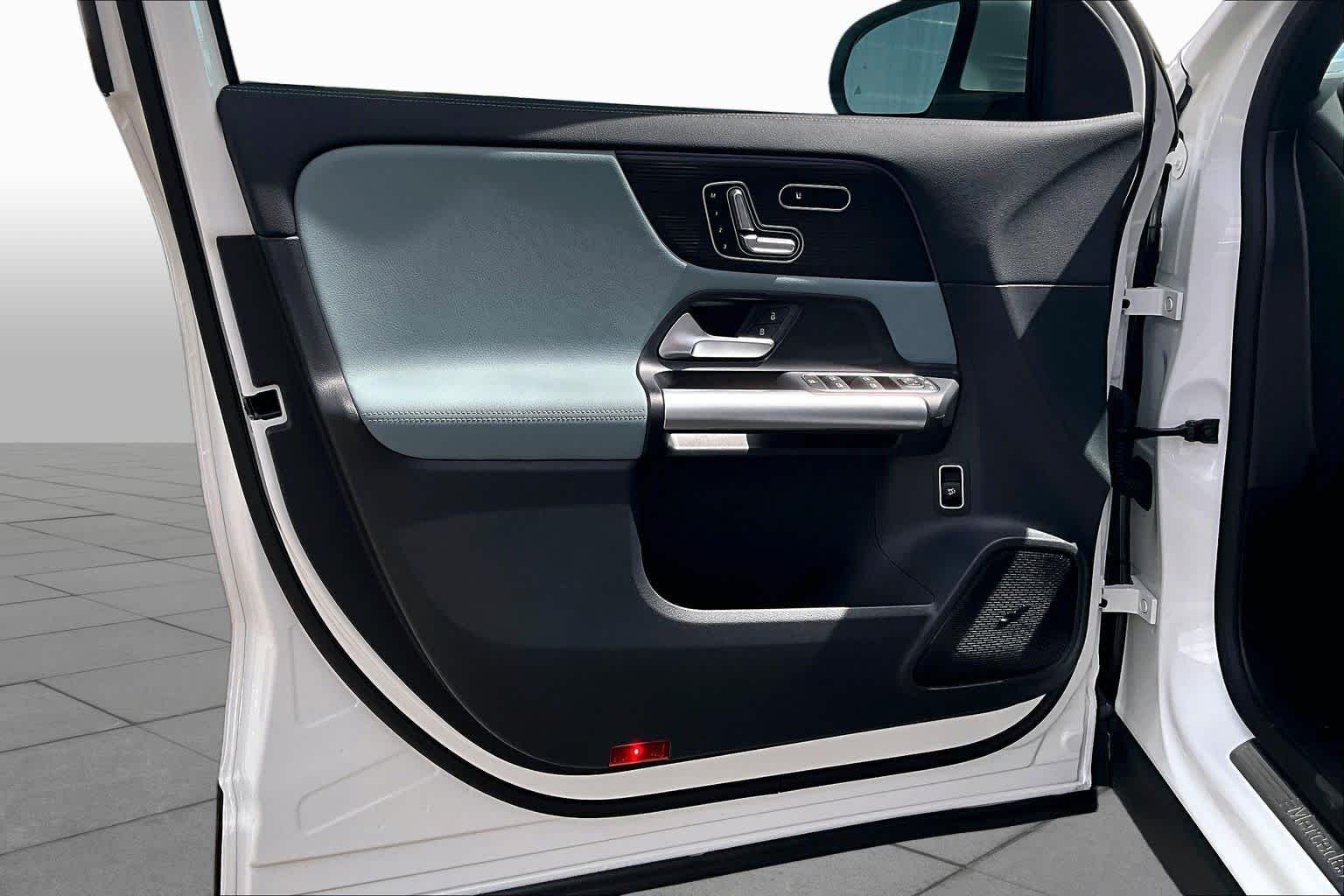 New 2026 Polar White Mercedes-Benz GLA 250 image 15