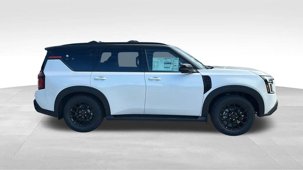2026 Nissan Armada PRO-4X - Photo 9