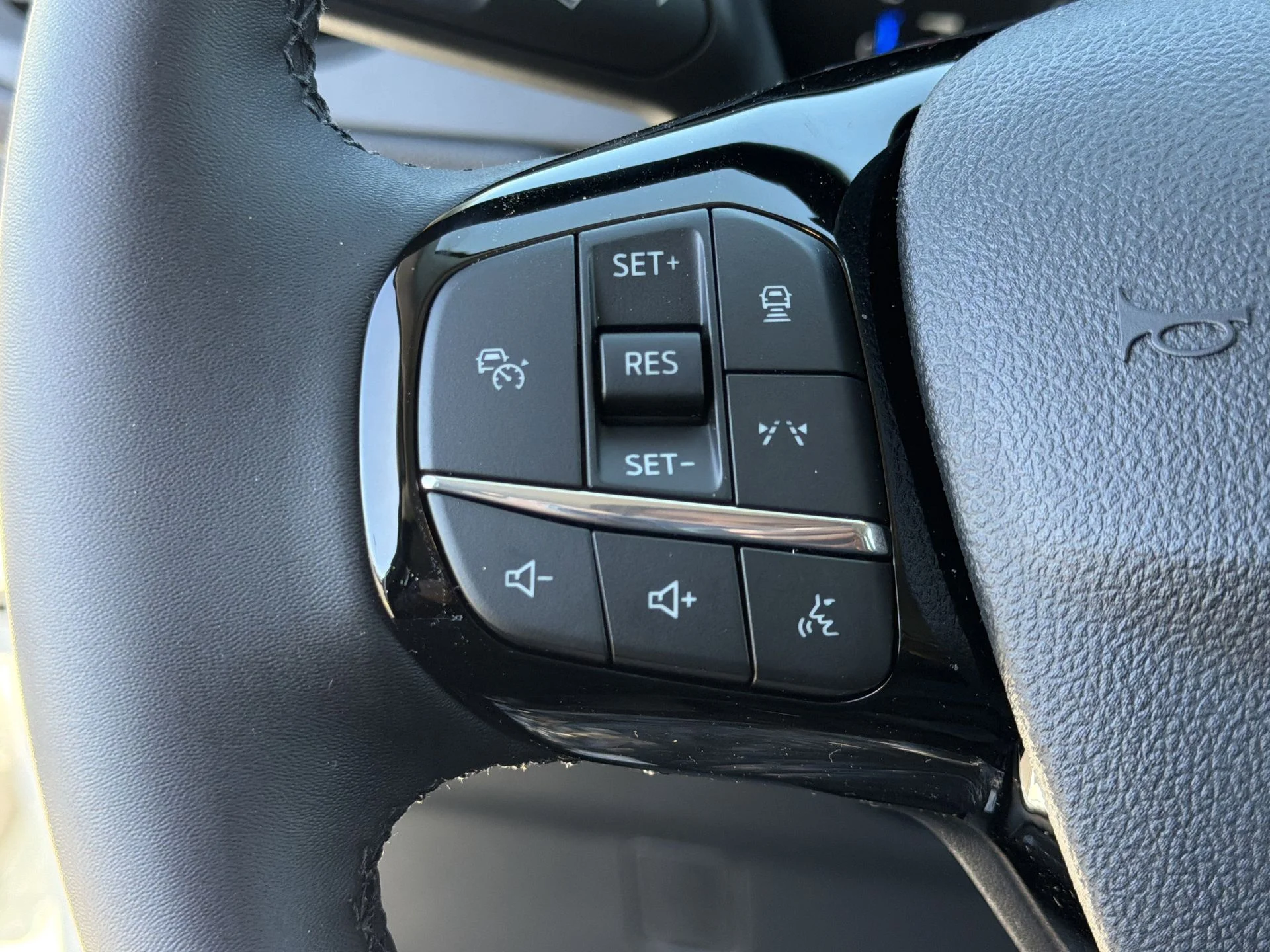 New 2026 Oxford White Ford Active® image 14
