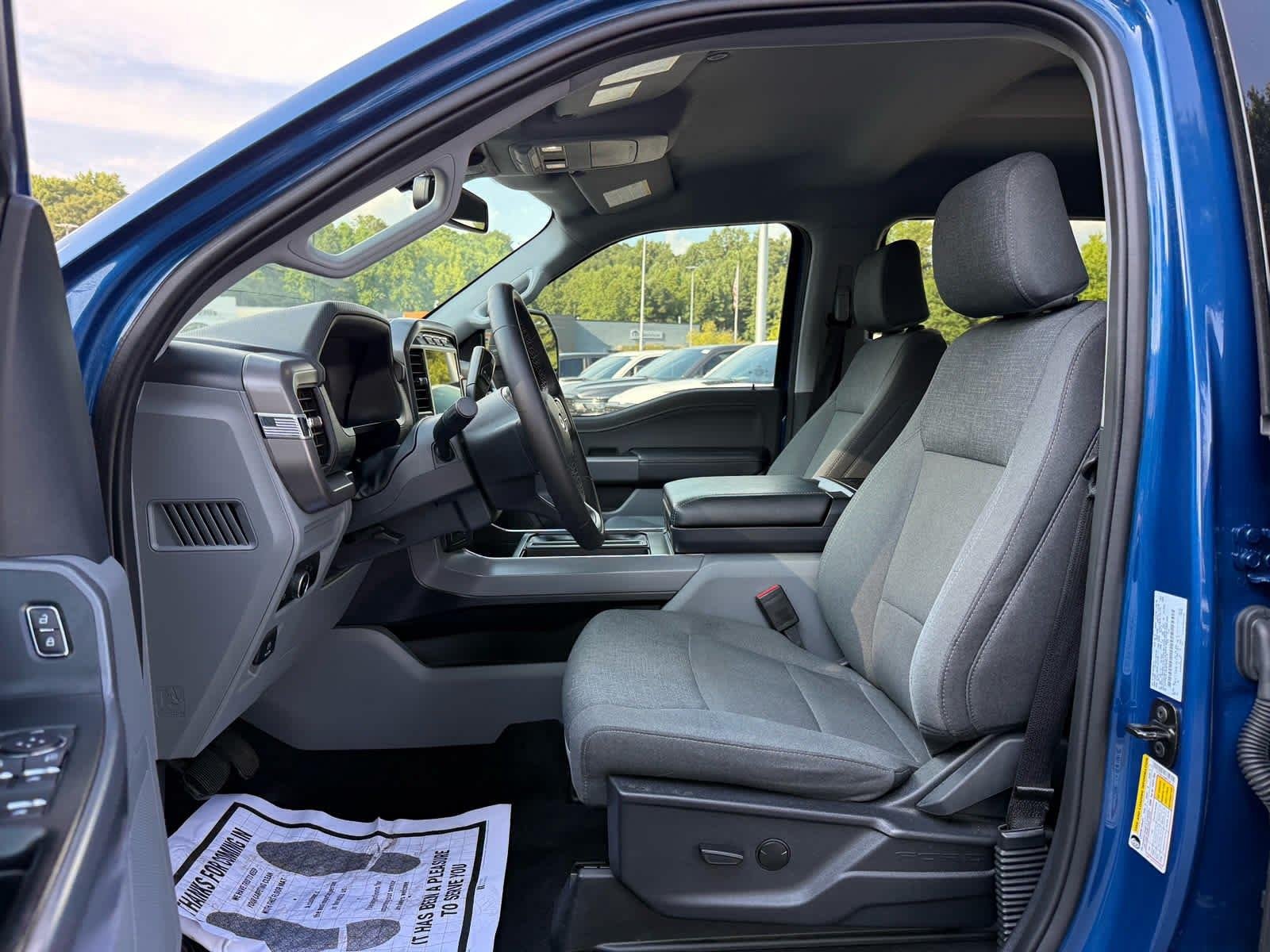 Used 2024 Atlas Blue Ford XLT image 13