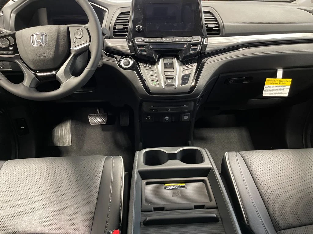 2024 Honda Odyssey Elite - Photo 21
