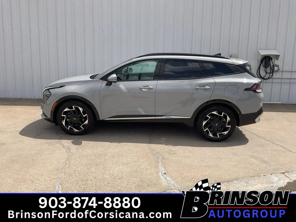 Used 2023 Wolf Gray Kia SX-Prestige image 4