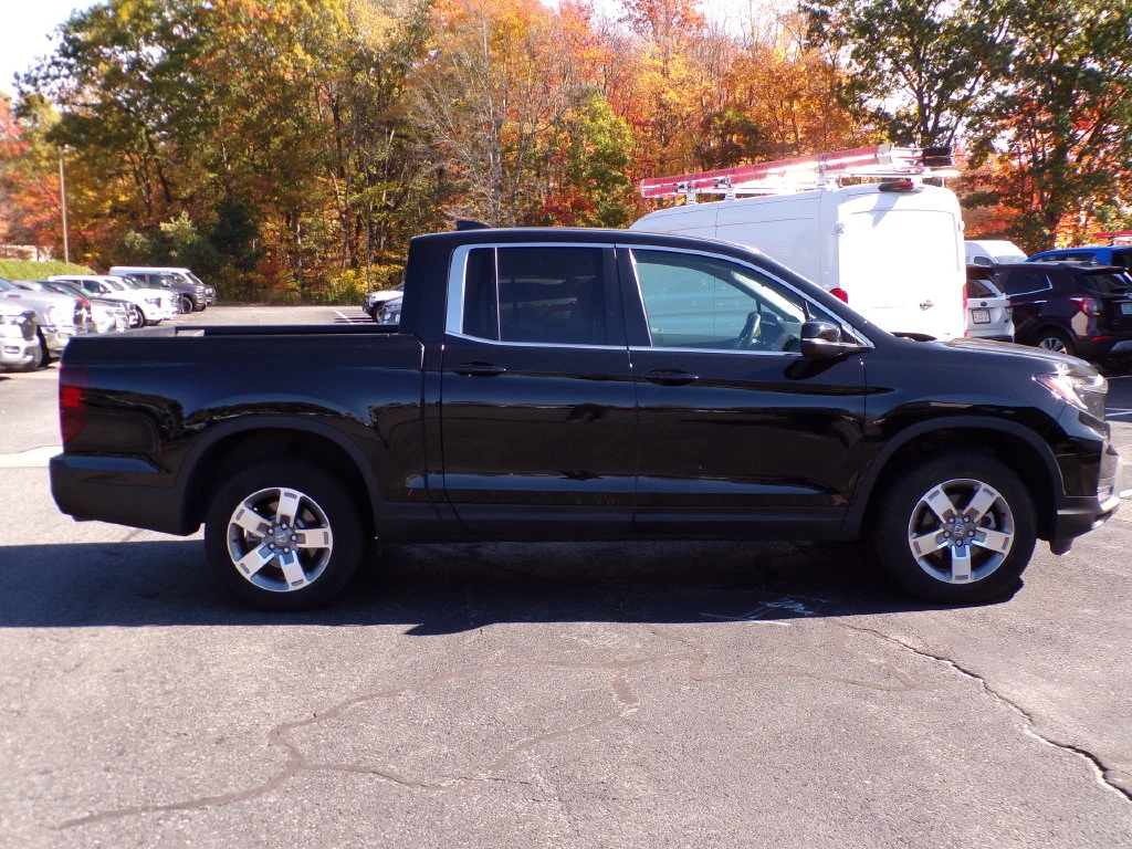Used 2026 Black Honda RTL image 6