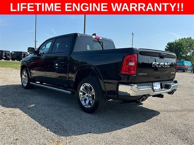 New 2026 Diamond Black Crystal Pearlcoat RAM Big Horn/Lone Star image 9