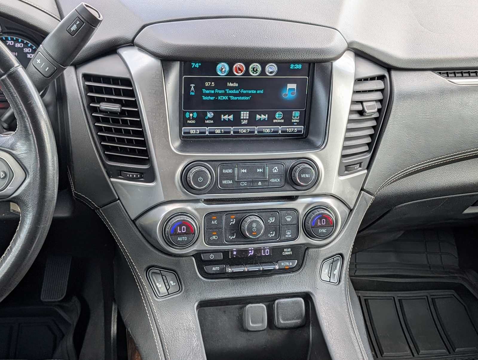 Used 2019 Summit White Chevrolet LT image 19
